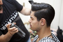 italya independent defilesi erkek saç spray